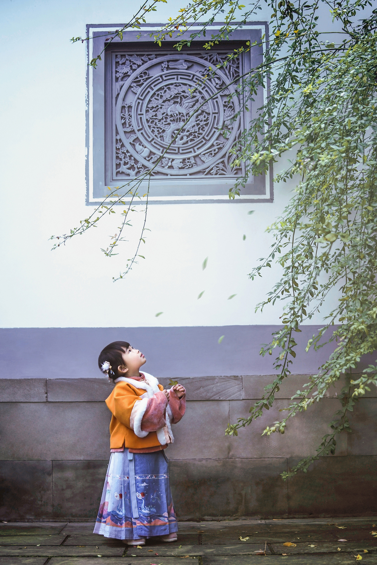 闲庭信步（图ZMjg1NDUzNzU2） - 人像摄影 - 站酷设计师有田人家原创素材 - 站酷ZCOOL