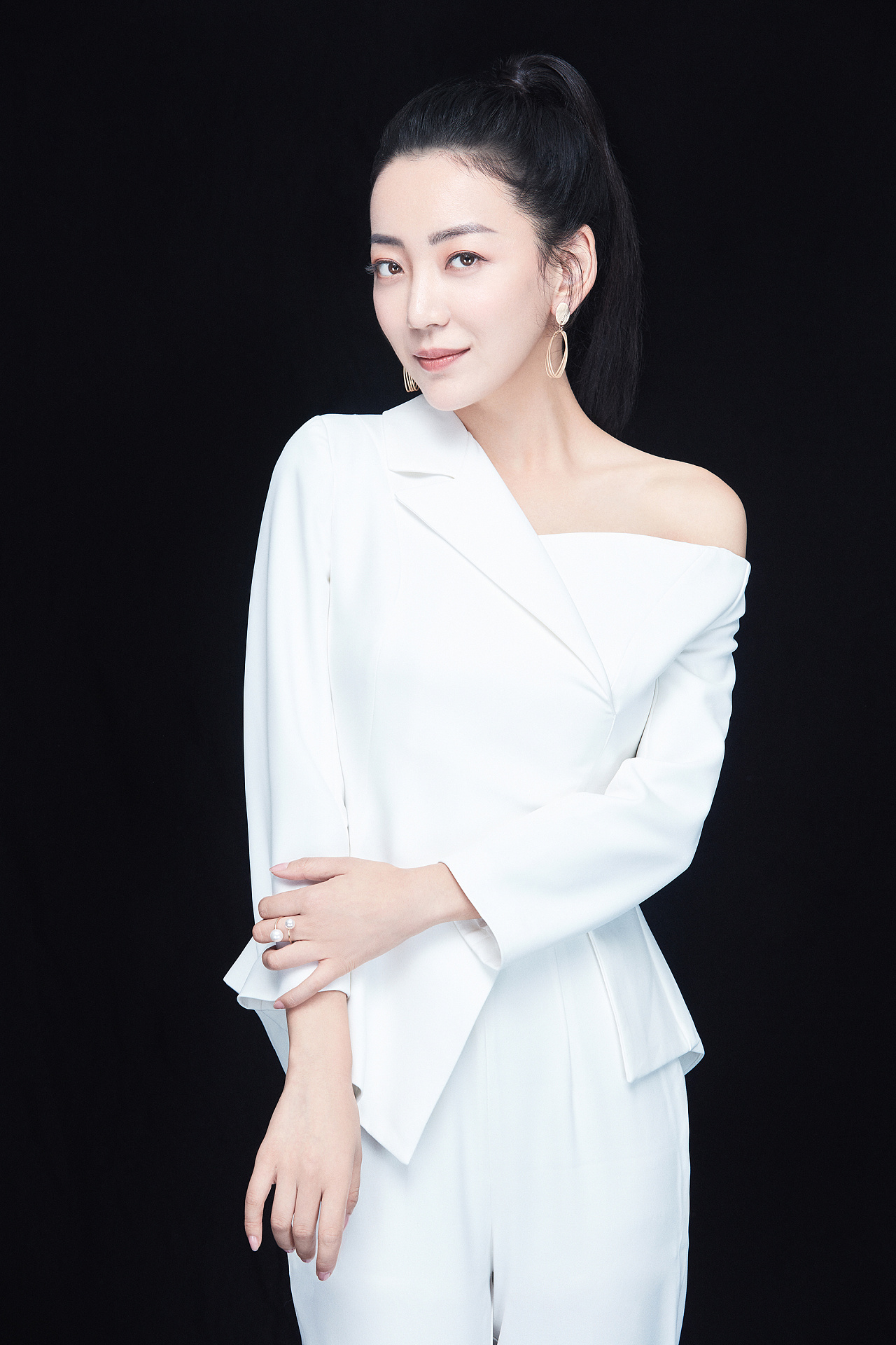 比心娱乐艺人:舒瑶