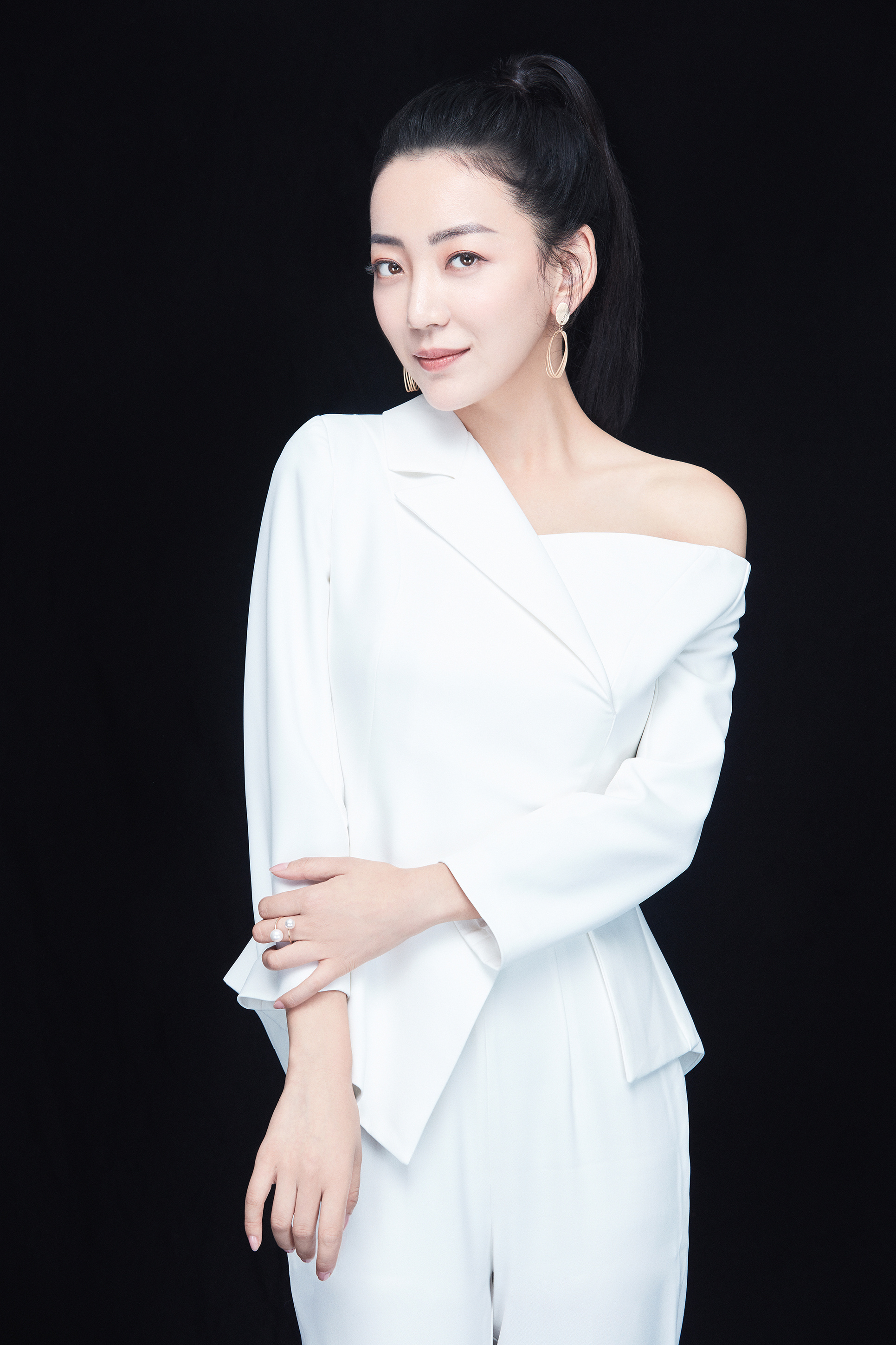 比心娱乐艺人:舒瑶