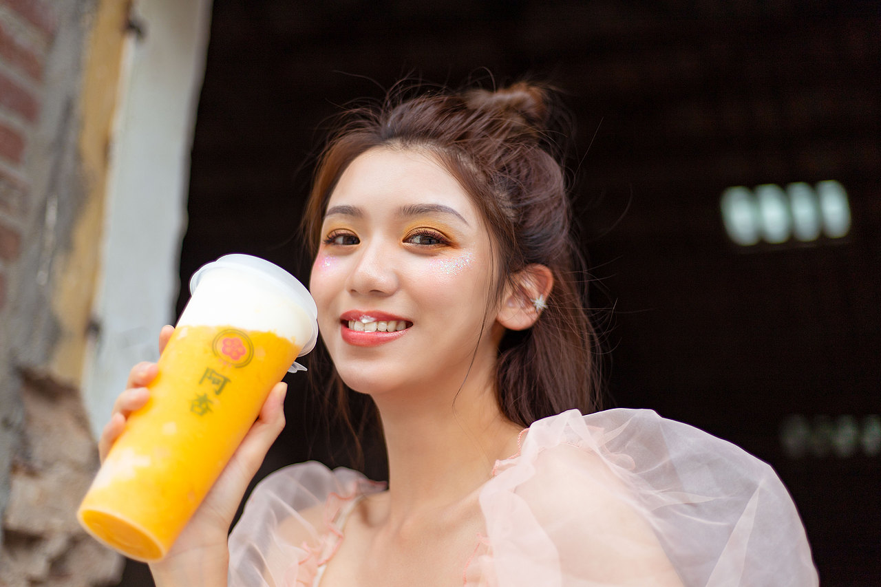 我的夏日是芒果做的！｜PERCYTSE公众号摄影（图ZMjE4Njg5ODQ0） - 人像摄影 - 站酷设计师Percylulu原创素材 - 站酷ZCOOL
