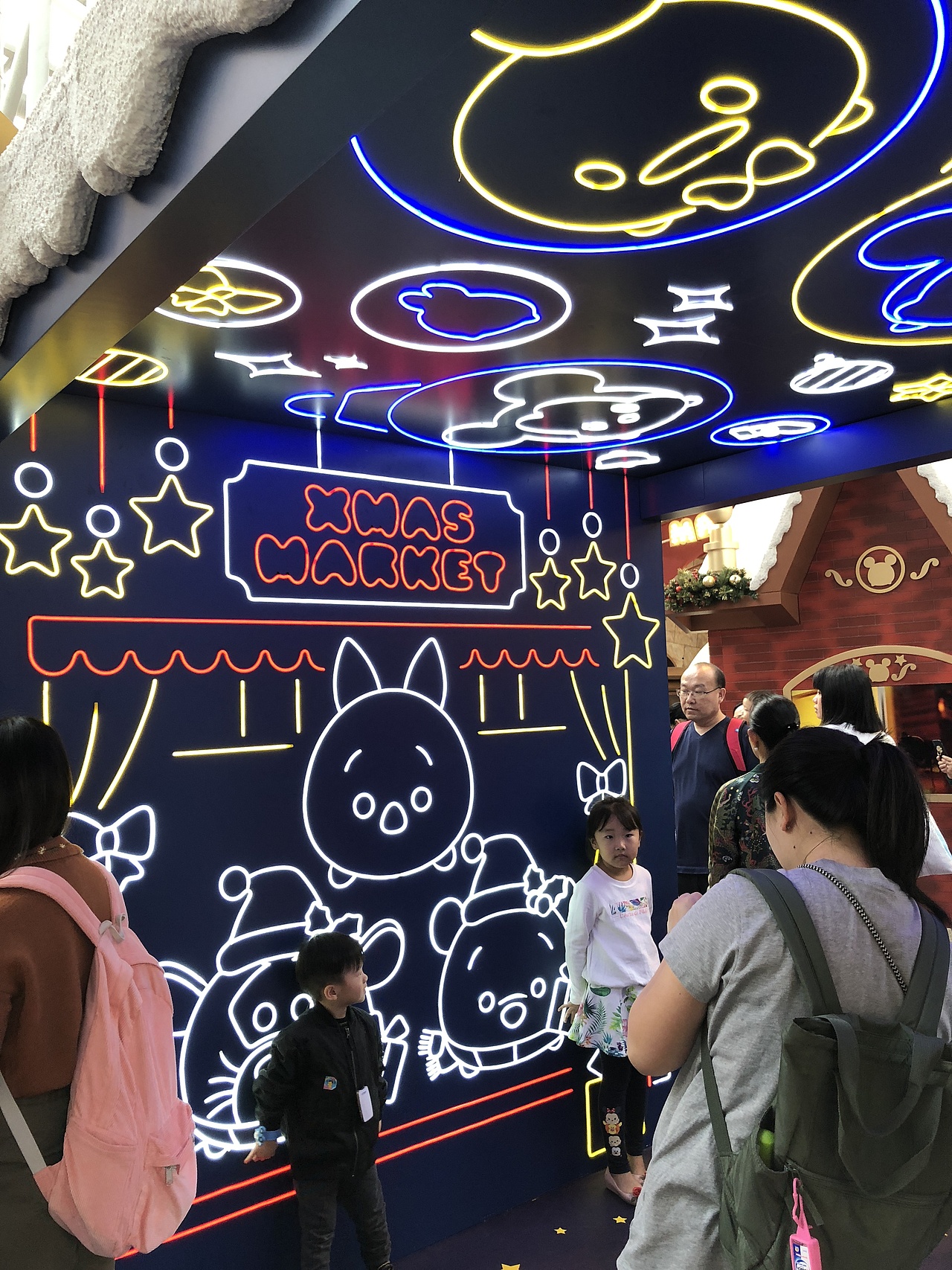 朗豪坊（香港）2018圣诞美陈（图ZMTM3MzIxNjAw） - 其他空间 - 站酷设计师jjass123原创素材 - 站酷ZCOOL