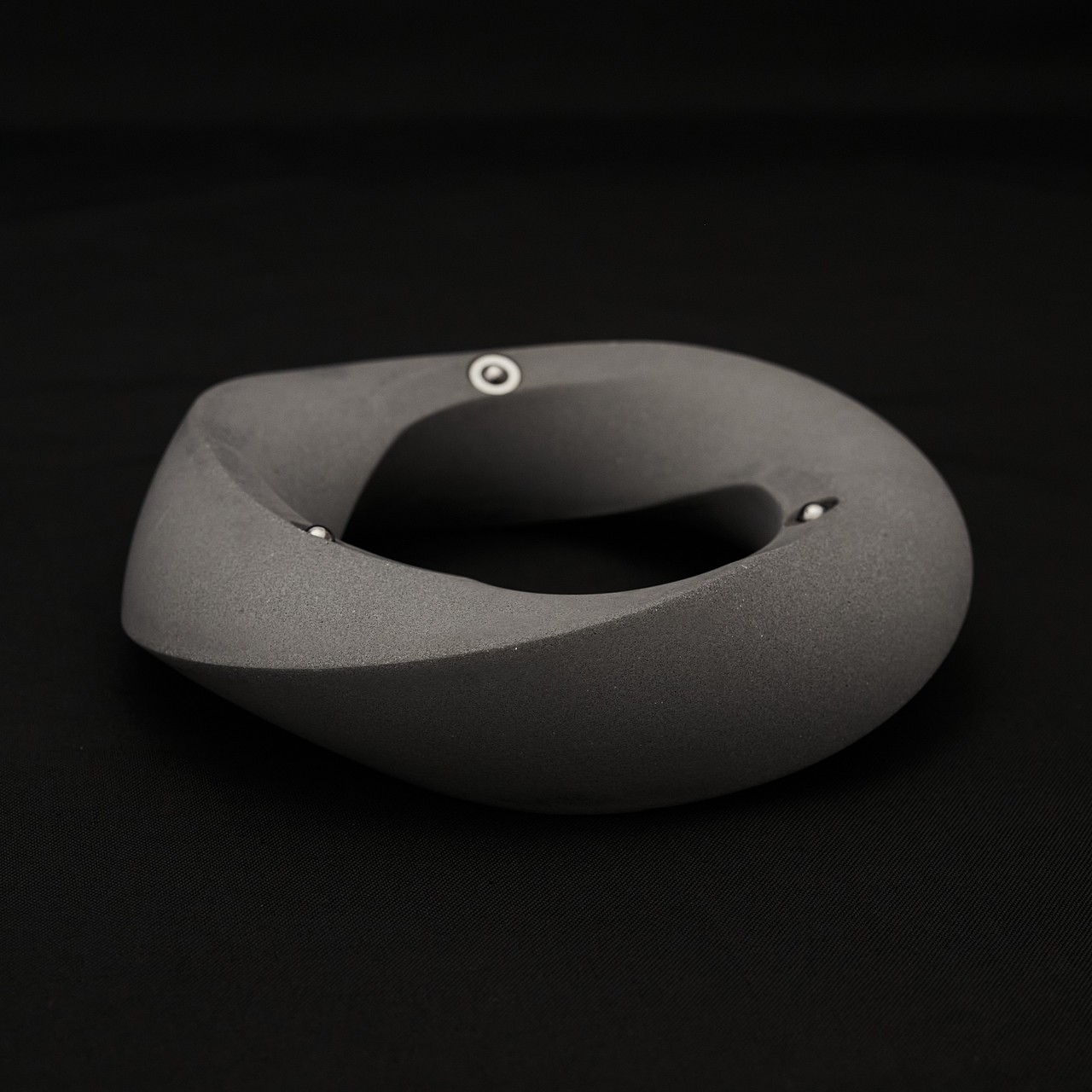 地球仪混凝土底座——云环