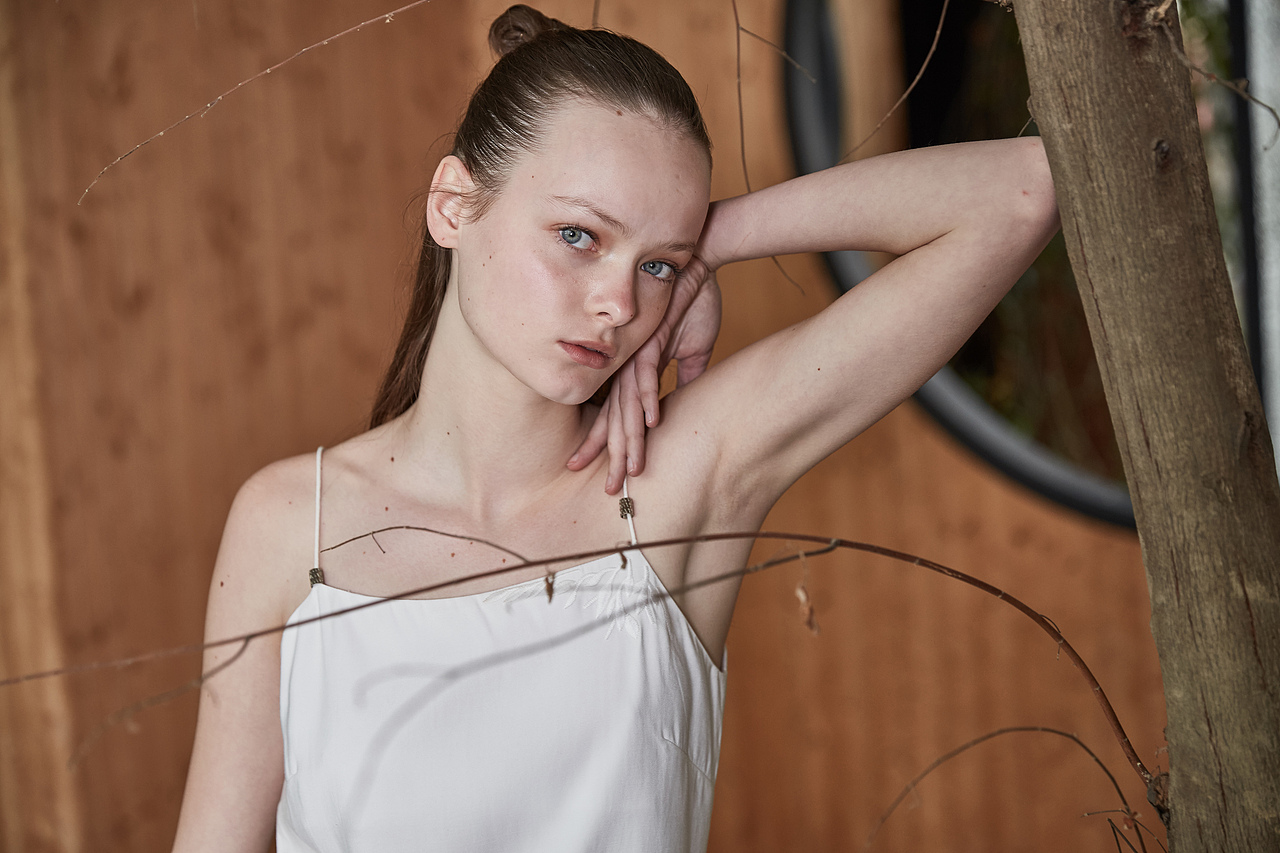 后期人像修图（图ZNzU5NjE3NTI=） - 修图/后期 - 站酷设计师herry12345原创素材 - 站酷ZCOOL