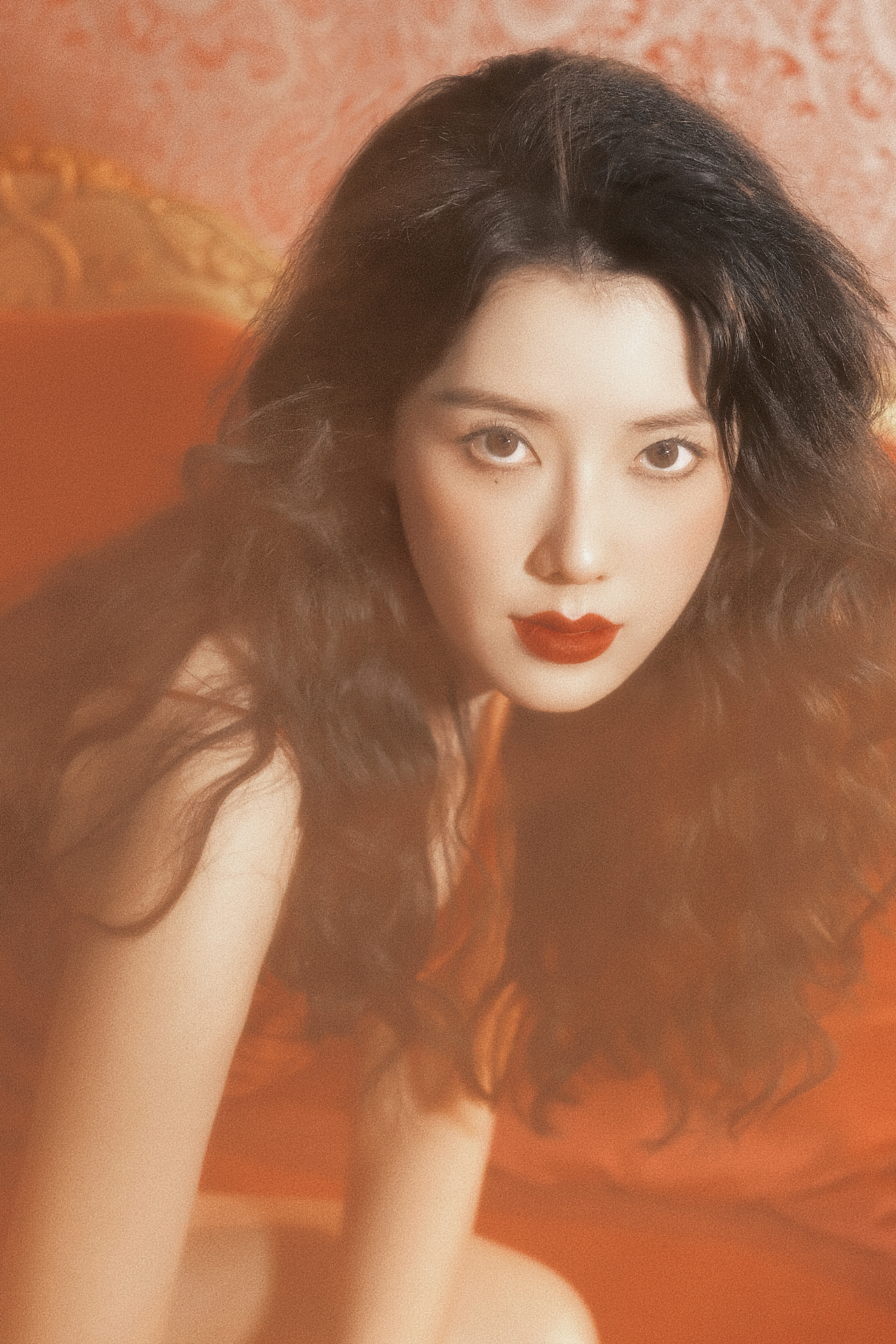 阴天也能拍的复古港风写真！成都约拍（图ZMjcwOTYwMTIw） - 人像摄影 - 站酷设计师极光ALBUM原创素材 - 站酷ZCOOL