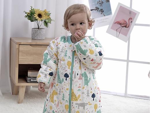 母嬰衣服（個(gè)人主頁-ZNDAzMDE5OTI=） - 海報(bào) - 站酷設(shè)計(jì)師鉆石糖Y原創(chuàng)素材 - 站酷ZCOOL