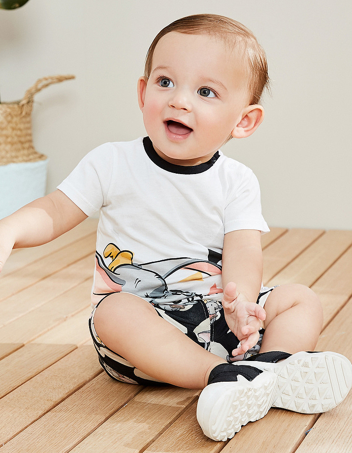 丹麦&墨西哥混血萌娃