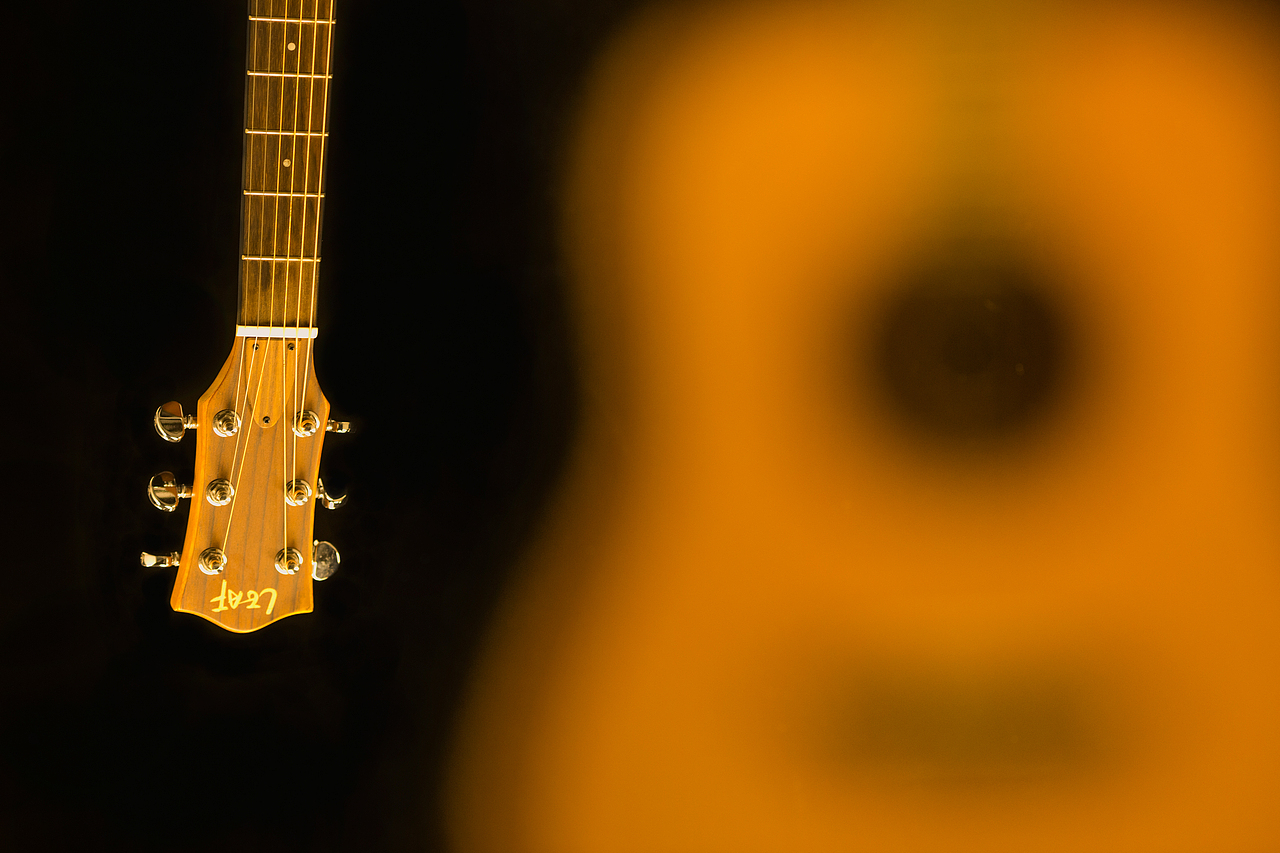 吉他创意宣传拍摄