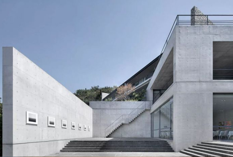 后现代主义建筑风格代表作——美岩水泥板