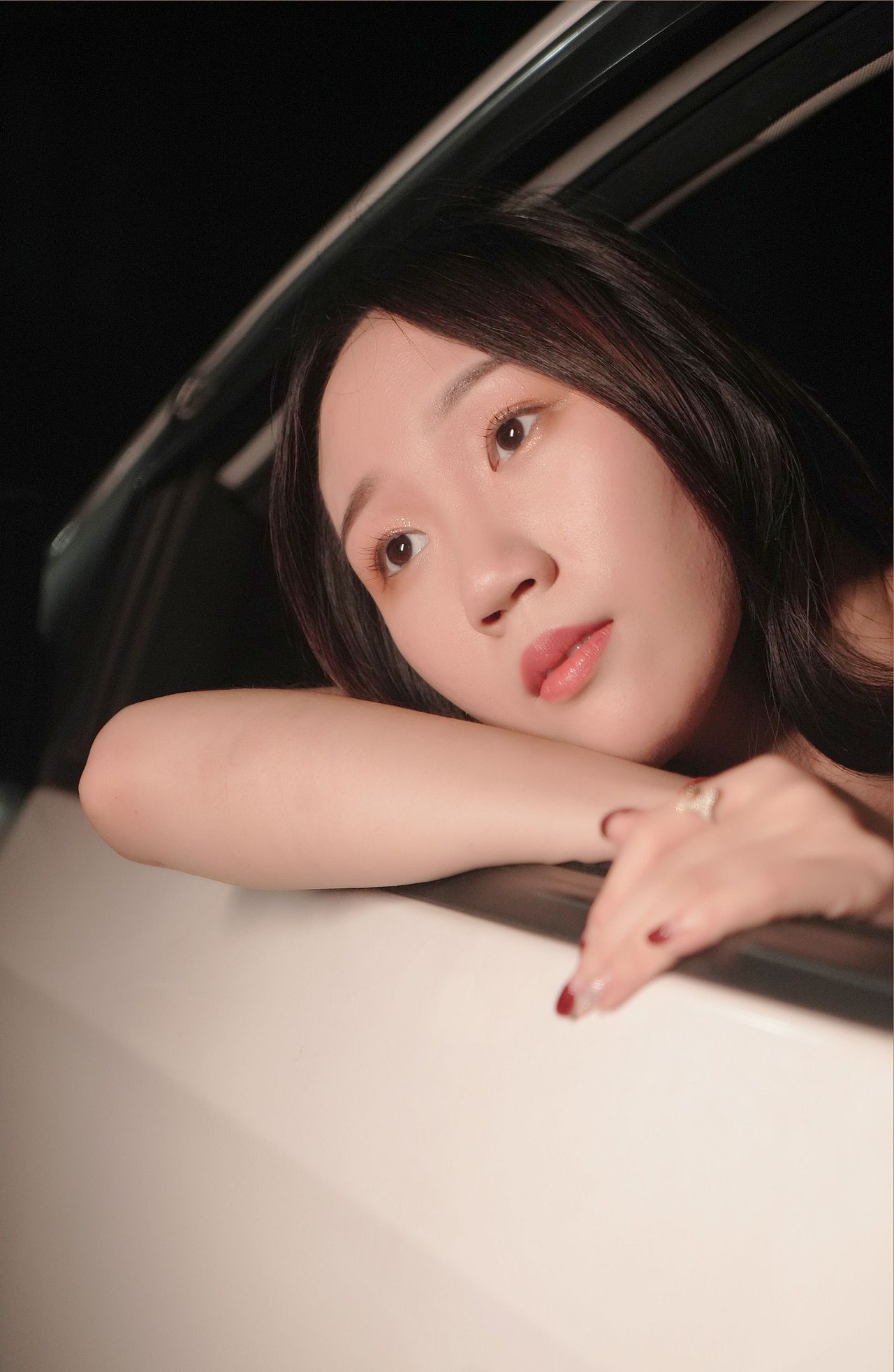 摄影作品《晚风》 夜景写真 约拍照片请私聊~（图ZMjcwMTIyNDIw） - 人像摄影 - 站酷设计师Z116750630原创素材 - 站酷ZCOOL