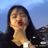 Hollylyly的头像