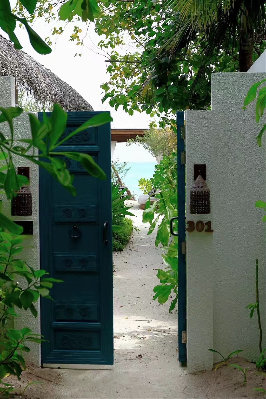 夏日与海，每个人都想环球旅行，RED陪你~（图ZMTY3ODgwODIw） - 风光摄影 - 站酷设计师北京红海科技原创素材 - 站酷ZCOOL