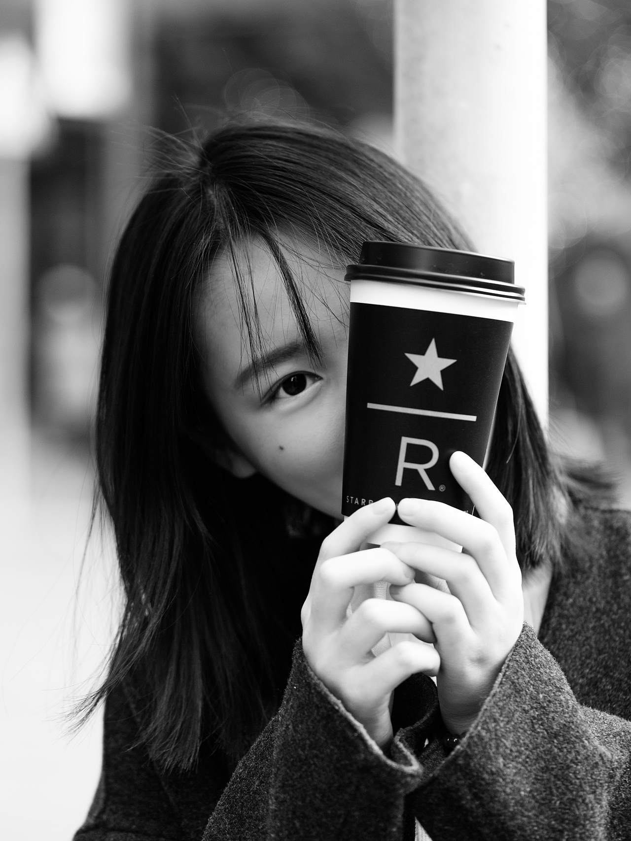 等一个人咖啡（一）（图ZMTA3NjY2MDAw） - 人像摄影 - 站酷设计师海又咸原创素材 - 站酷ZCOOL