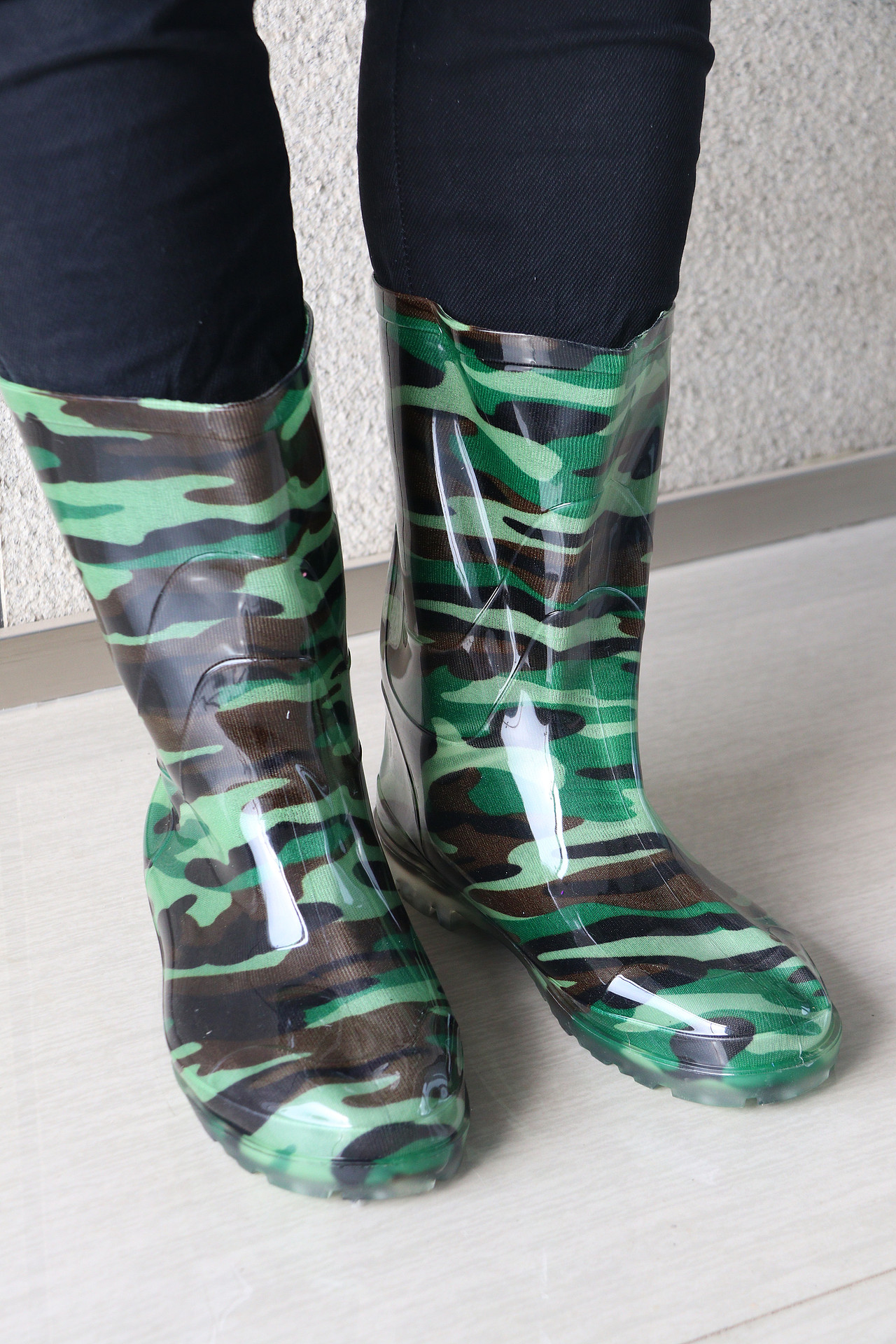 B04居家日用\C12-雨具雨伞\V05迷彩雨鞋