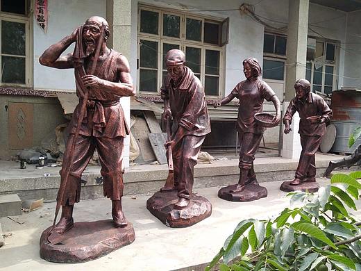 玻璃钢农耕人物雕塑（图）