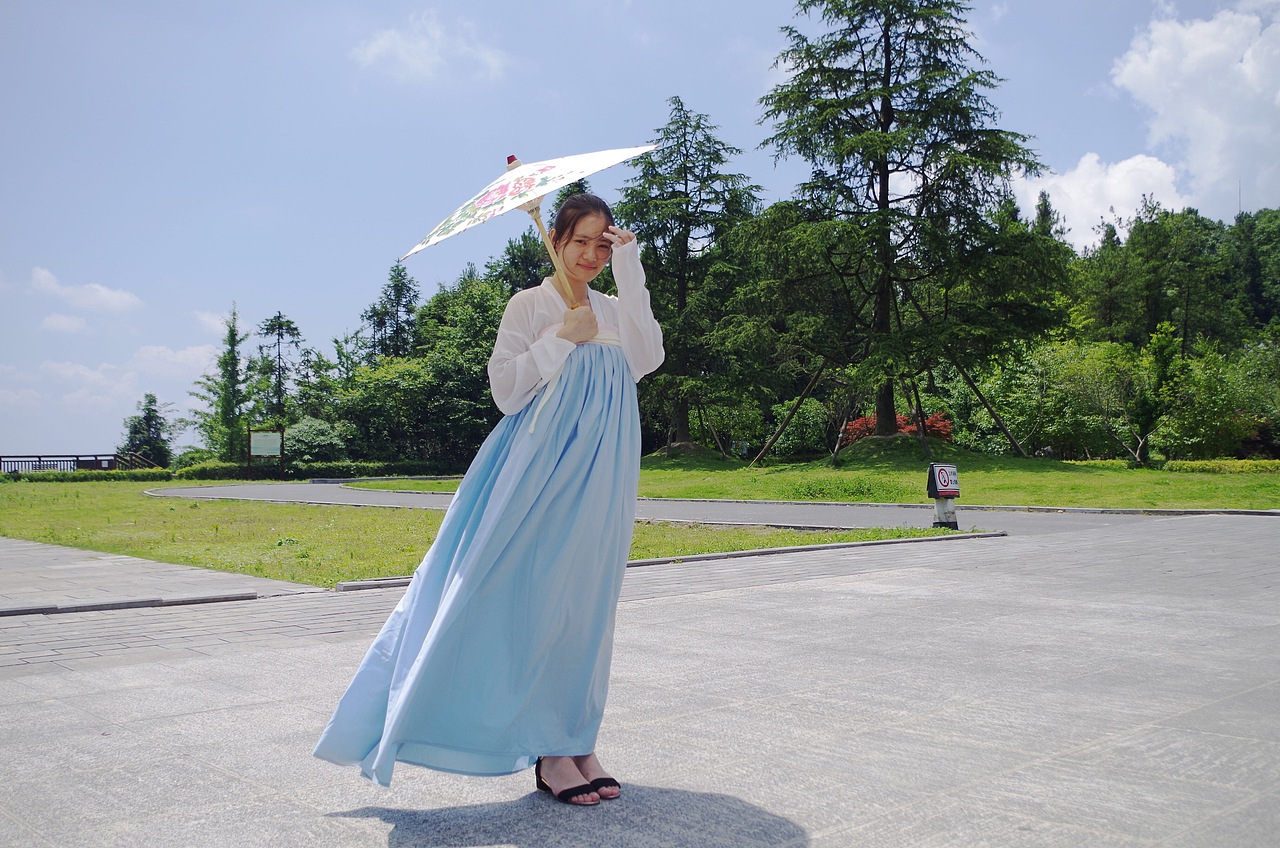 《望》（图ZNjIxMTIwOTY=） - 人像摄影 - 站酷设计师鄂Q网图搬运工原创素材 - 站酷ZCOOL