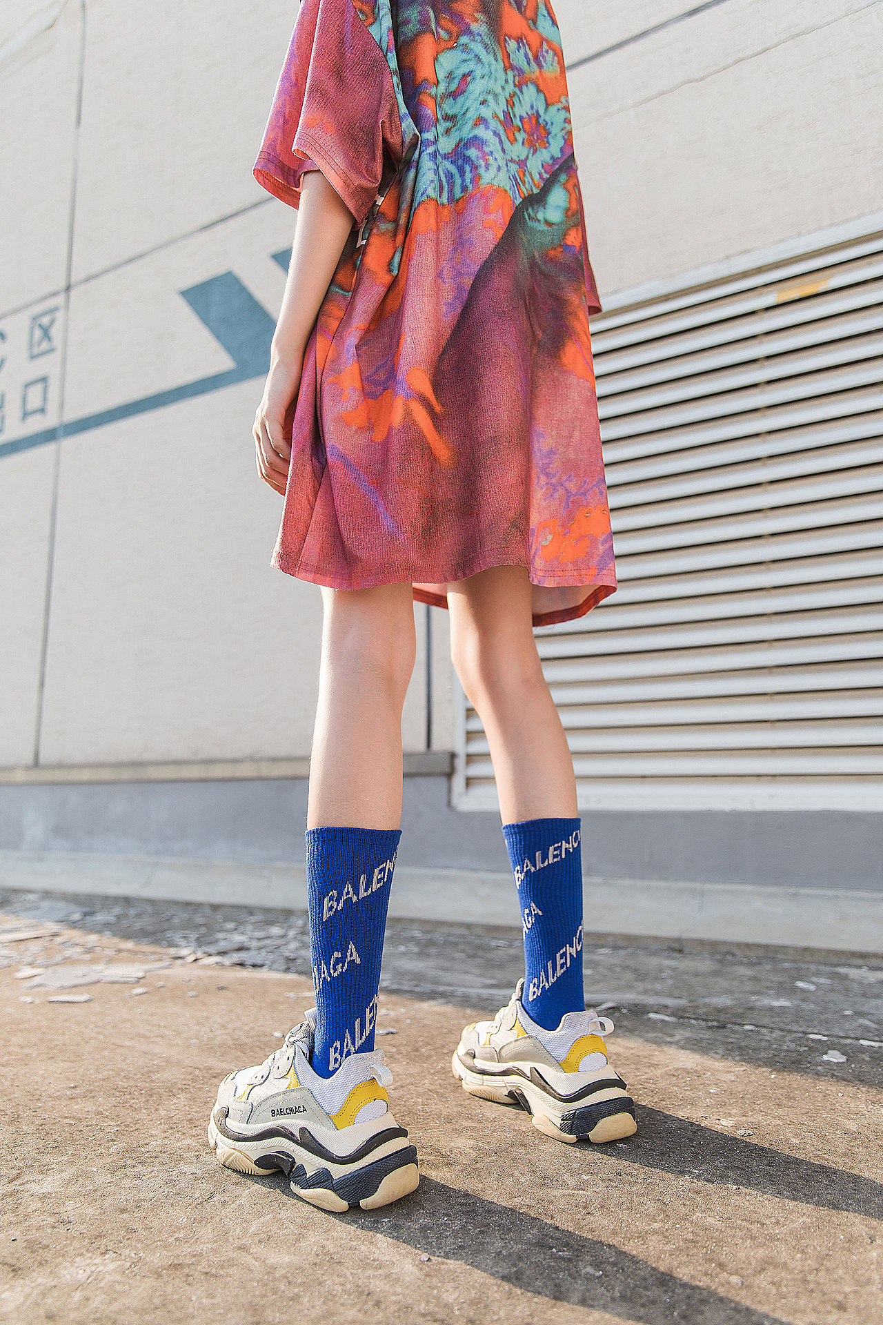 2019春夏女潮袜INS国潮字母袜日系街拍人像女生（图ZMTg4NDM2Mzky） - 人像摄影 - 站酷设计师承影摄计原创素材 - 站酷ZCOOL