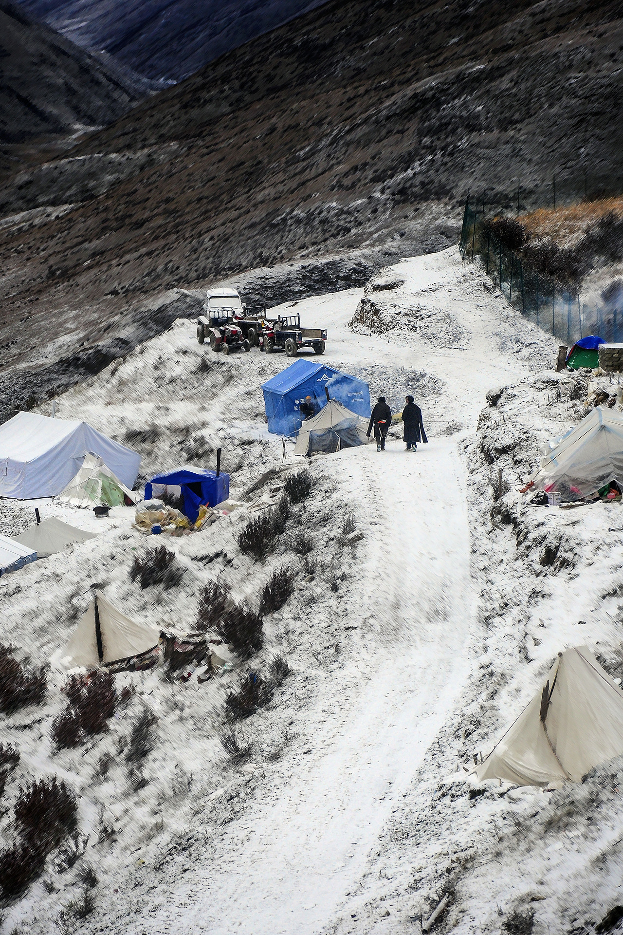 我眼中不一样的色达（图ZMTUzMjQyNzY=） - 风光摄影 - 站酷设计师BNB的自留地原创素材 - 站酷ZCOOL