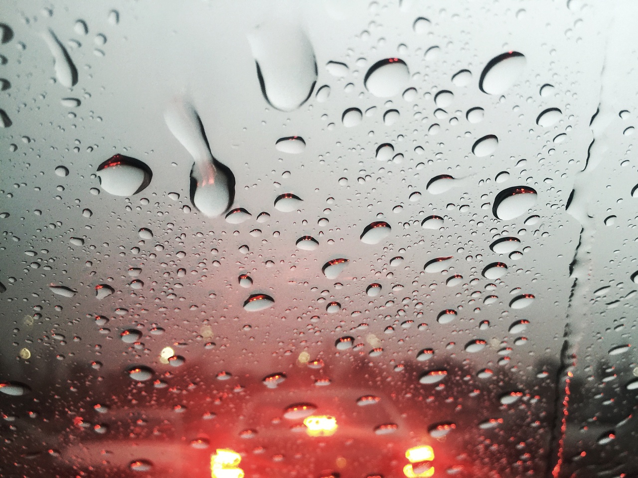 拍摄 桌面 高清 1920 1080 雨天 大雨 手机摄影 车窗 瓢泼大雨 灰色