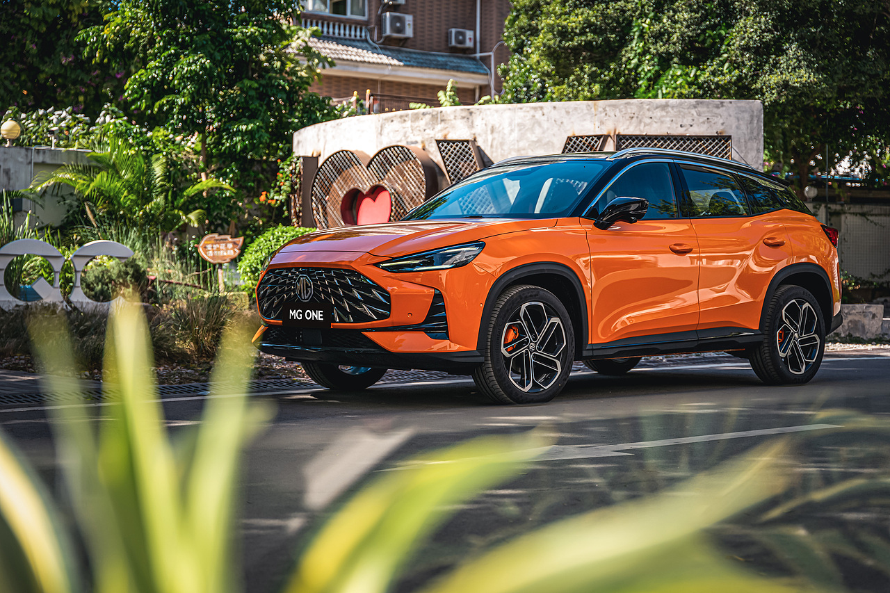 名爵-MG ONE（图ZMjc5OTI1Mjg4） - 产品摄影 - 站酷设计师Carson_小立原创素材 - 站酷ZCOOL
