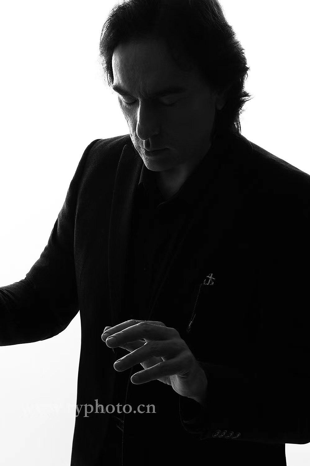 世界钢琴大师钢琴教父米冉迦谢尔盖肖像照形象照