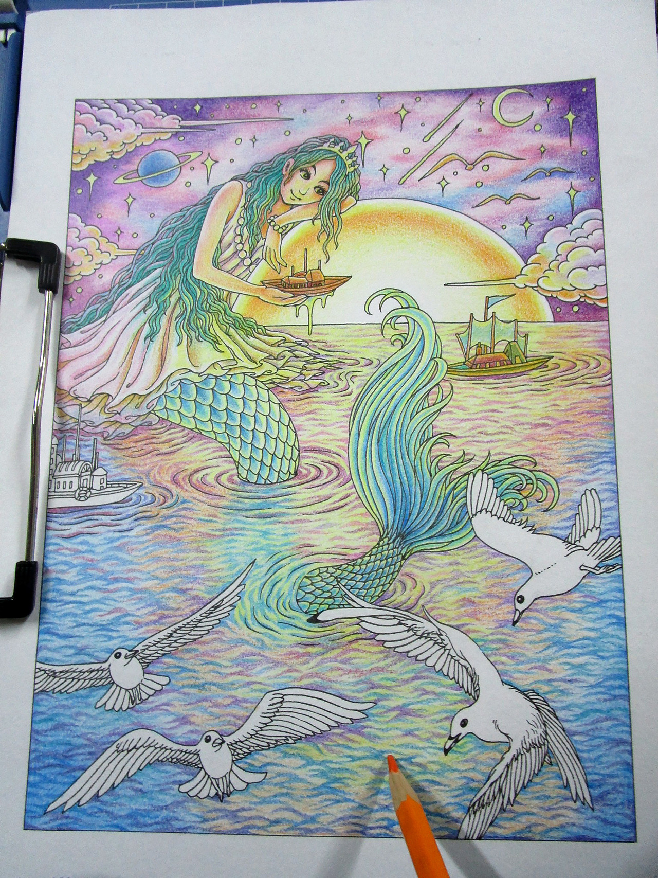 近景海面的光源色:橘黄。