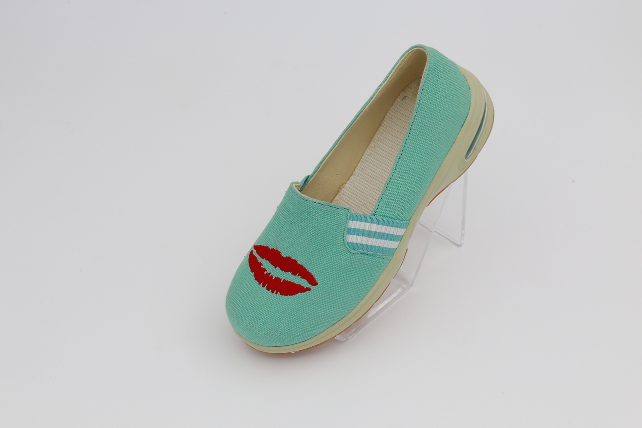 智能孕妇鞋（图ZMTAzMzcyOTY0） - 鞋履设计 - 站酷设计师焦加的阿斯原创素材 - 站酷ZCOOL