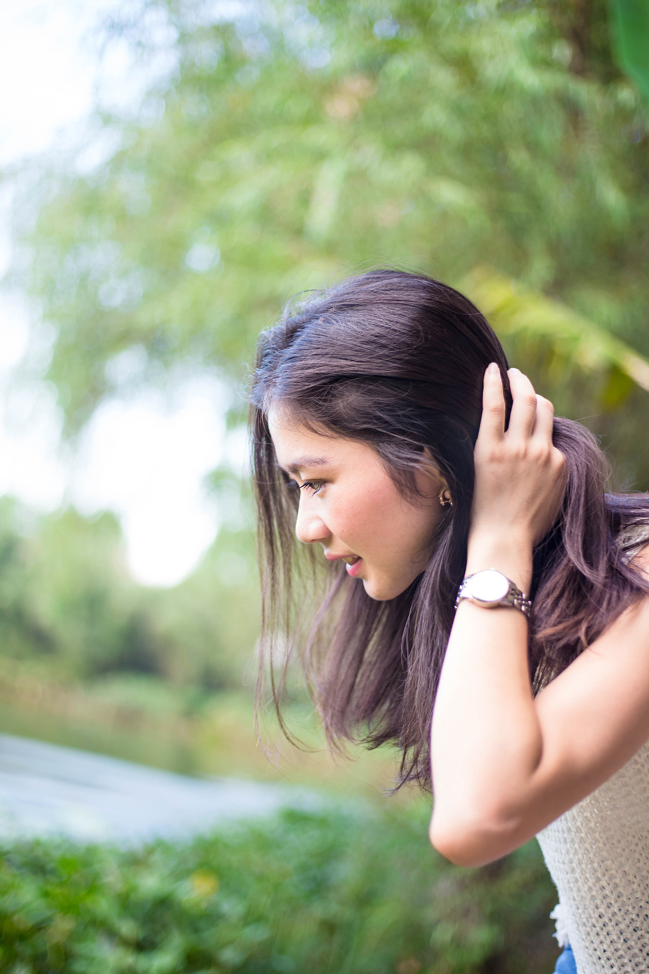 荷塘里的荷花都凋零了