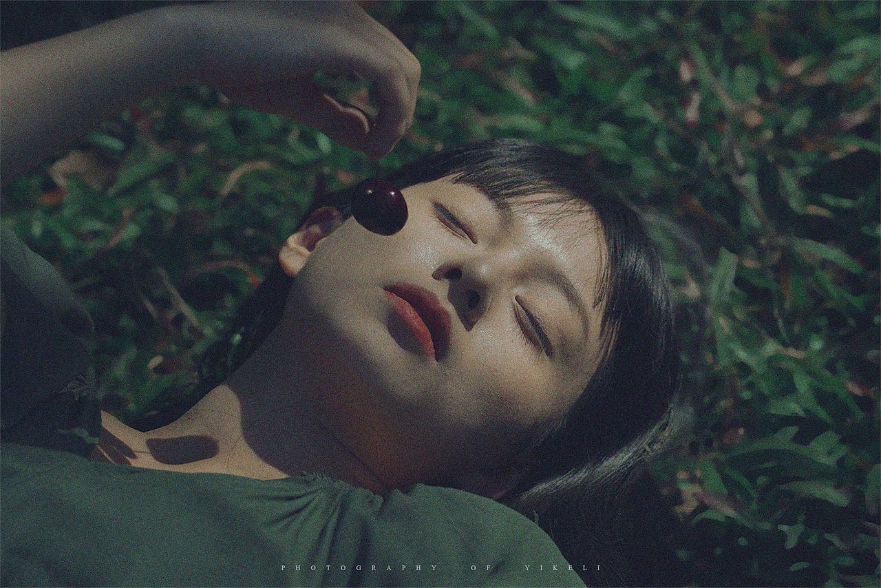 綠是像死而生（圖ZMzcwMzM1Mzk2） - 人像攝影 - 站酷設(shè)計(jì)師阿喆YDD原創(chuàng)素材 - 站酷ZCOOL