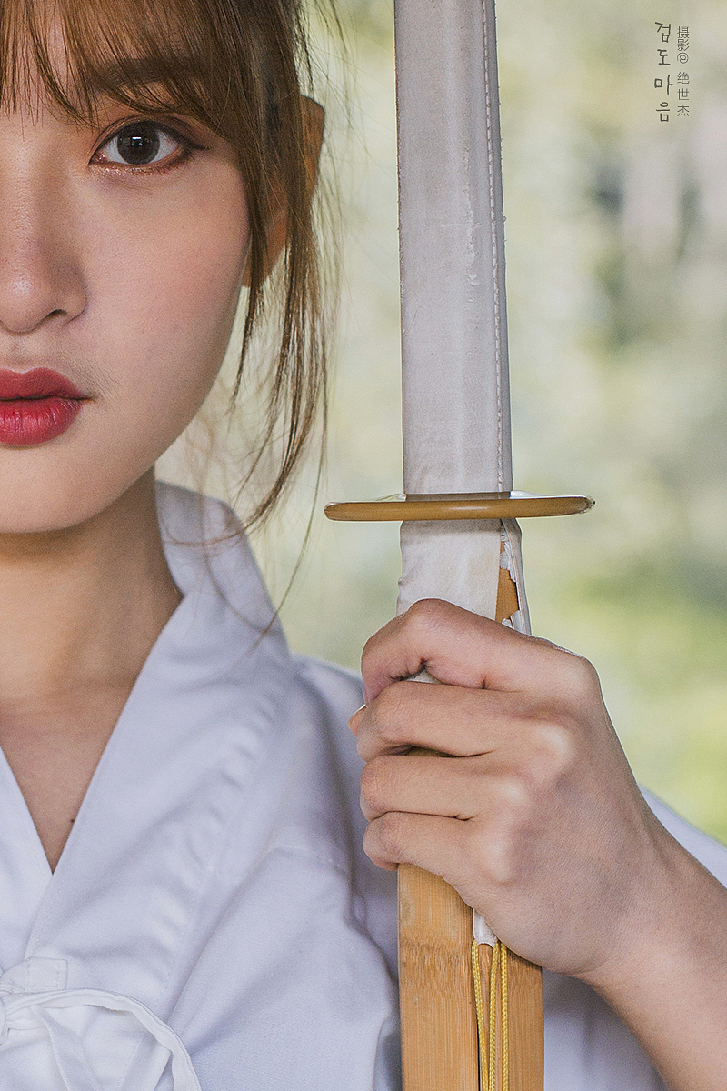 剑之道（图ZMTUxNDk0NDc2） - 人像摄影 - 站酷设计师白摩鱼水原创素材 - 站酷ZCOOL