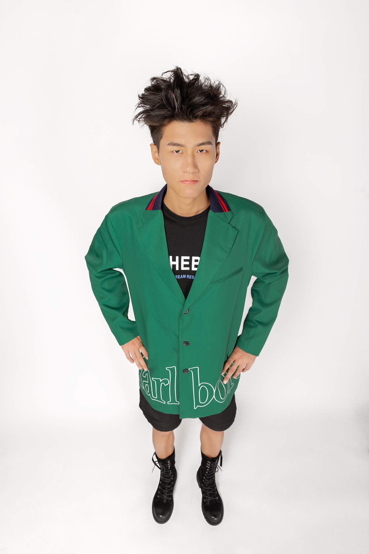 男生写真【理发者】（图ZMjM2NTYwNDYw） - 人像摄影 - 站酷设计师摄影师清源原创素材 - 站酷ZCOOL