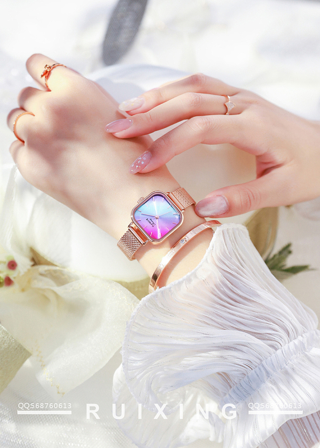 近期的一些女表手模图