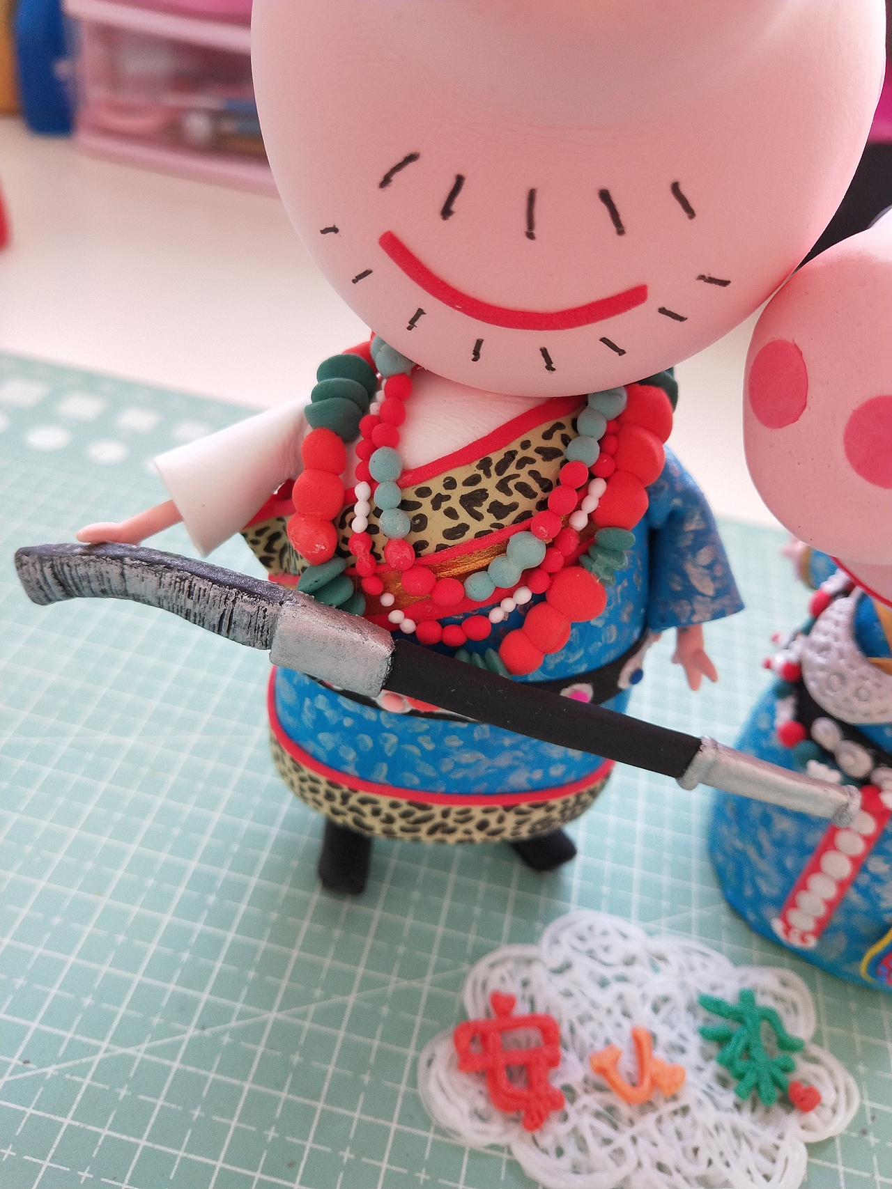 小猪佩奇藏族版定制（图ZMTQzOTg0MDI0） - 工艺品设计 - 站酷设计师安小染手作原创素材 - 站酷ZCOOL