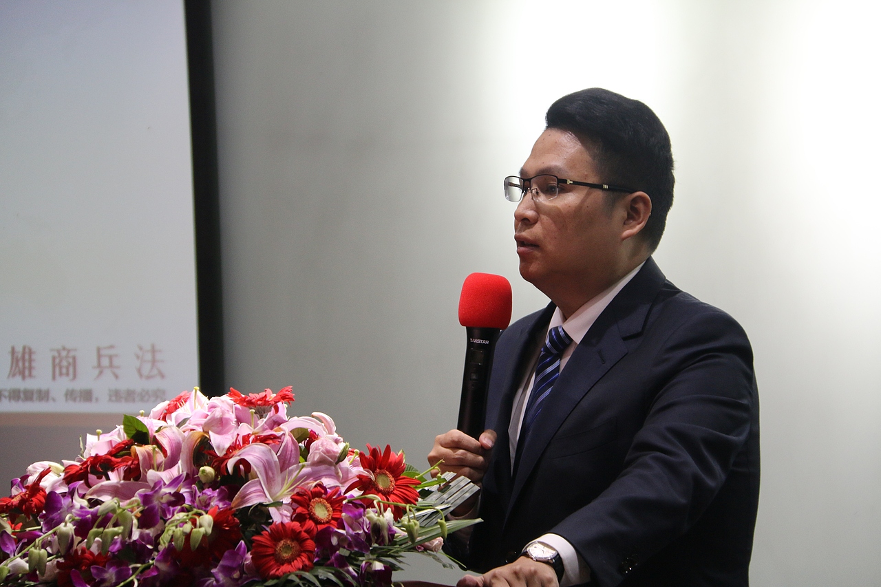 张启明_著名企业家丨雄九控股集团董事长（图ZMTEzNDcyNDg0） - 人像摄影 - 站酷设计师GN雄九集团原创素材 - 站酷ZCOOL