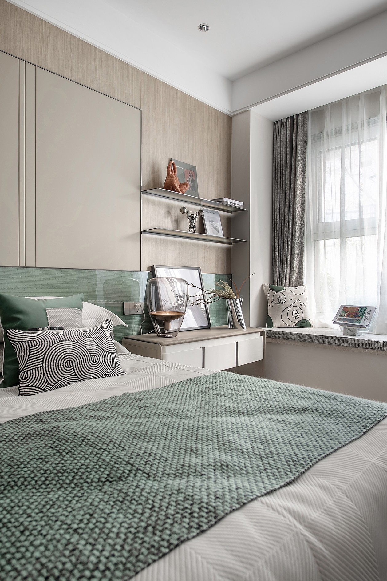 腔调之下,藏着年轻人向往的生活