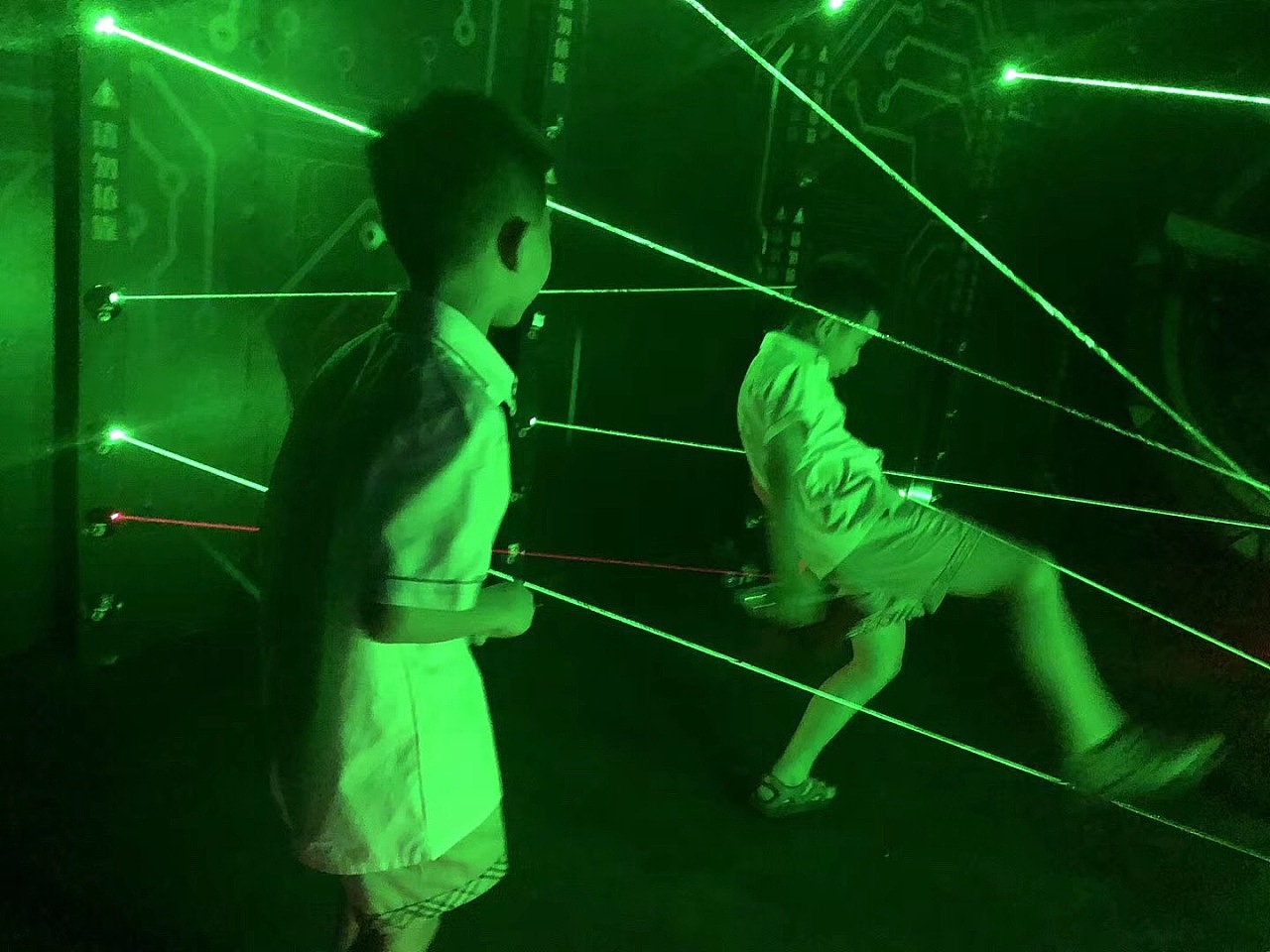 《挑赞》亲子互动游乐