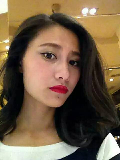 微笑（圖ZNDE0MTkwNjA=） - 人像攝影 - 站酷設(shè)計(jì)師UFO77號(hào)原創(chuàng)素材 - 站酷ZCOOL