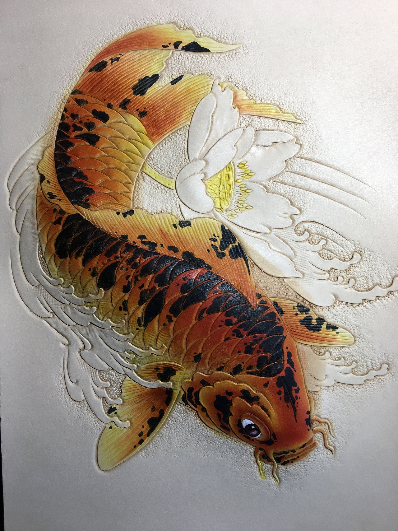 皮雕画—-斑纹锦鲤（图ZMTQxMzM2MzAw） - 工艺品设计 - 站酷设计师斑寅原创素材 - 站酷ZCOOL