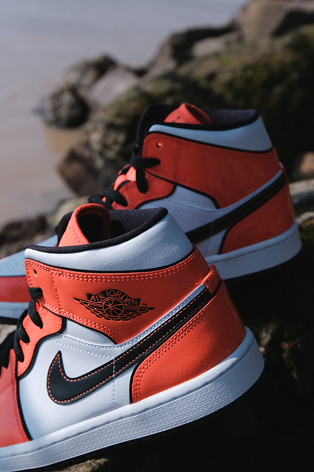 产品摄影 aj1 mid二次元小扣碎