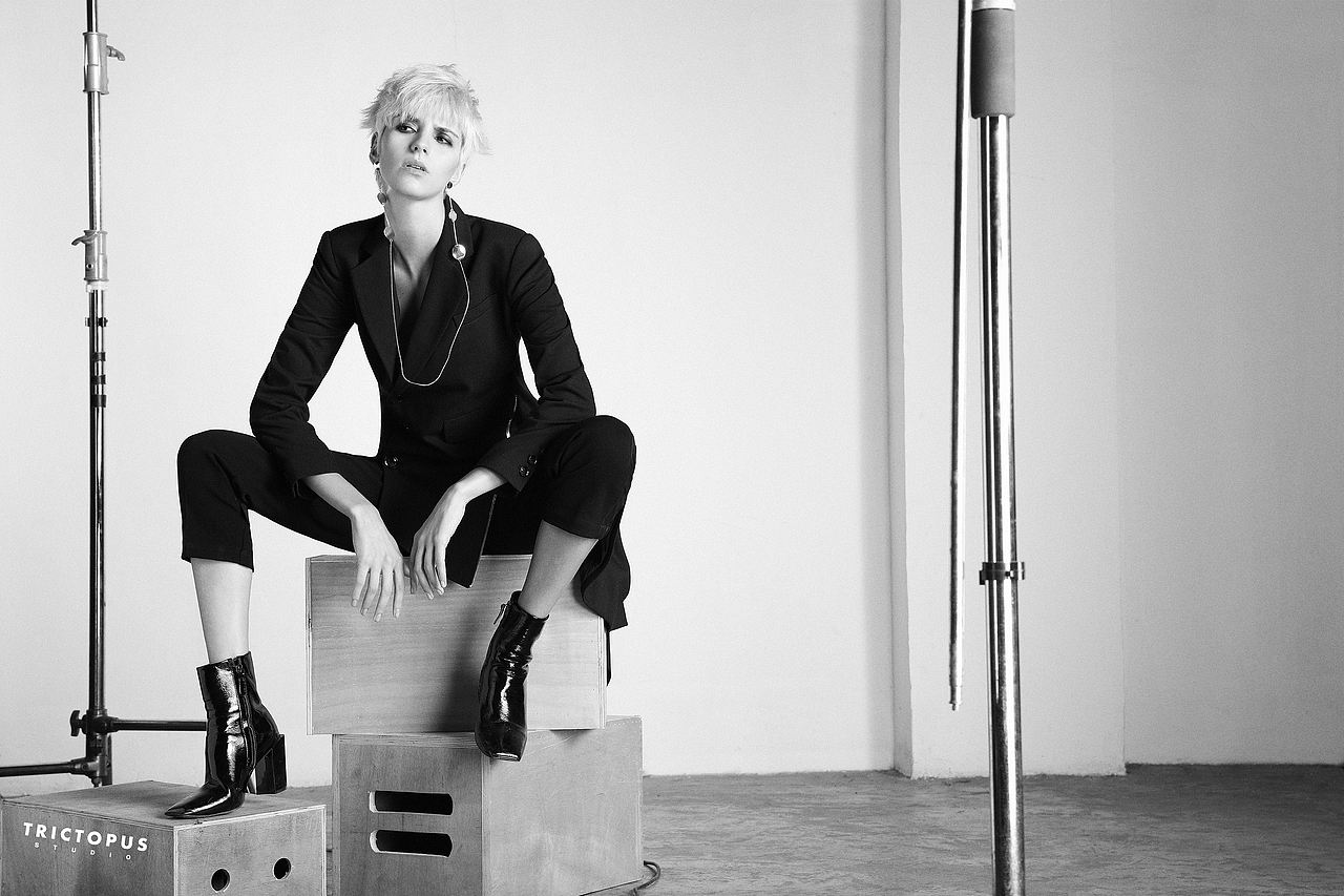 alloy 女装（图ZMjQ3MDA0OTQ4） - 人像摄影 - 站酷设计师摄影张涛原创素材 - 站酷ZCOOL