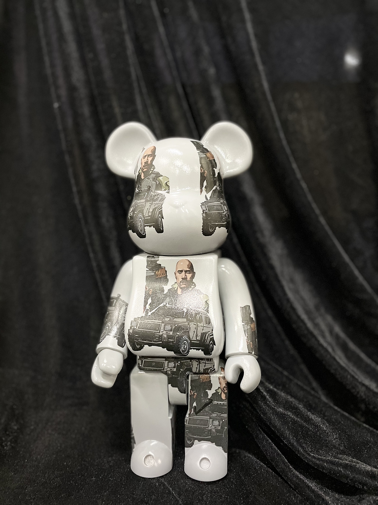 #2021青春答卷#北京理工珠海学院速度与激情插画设计（图ZMjUyNDE2NDg4） - 新锐潮流插画 - 站酷设计师X_xTAD原创素材 - 站酷ZCOOL