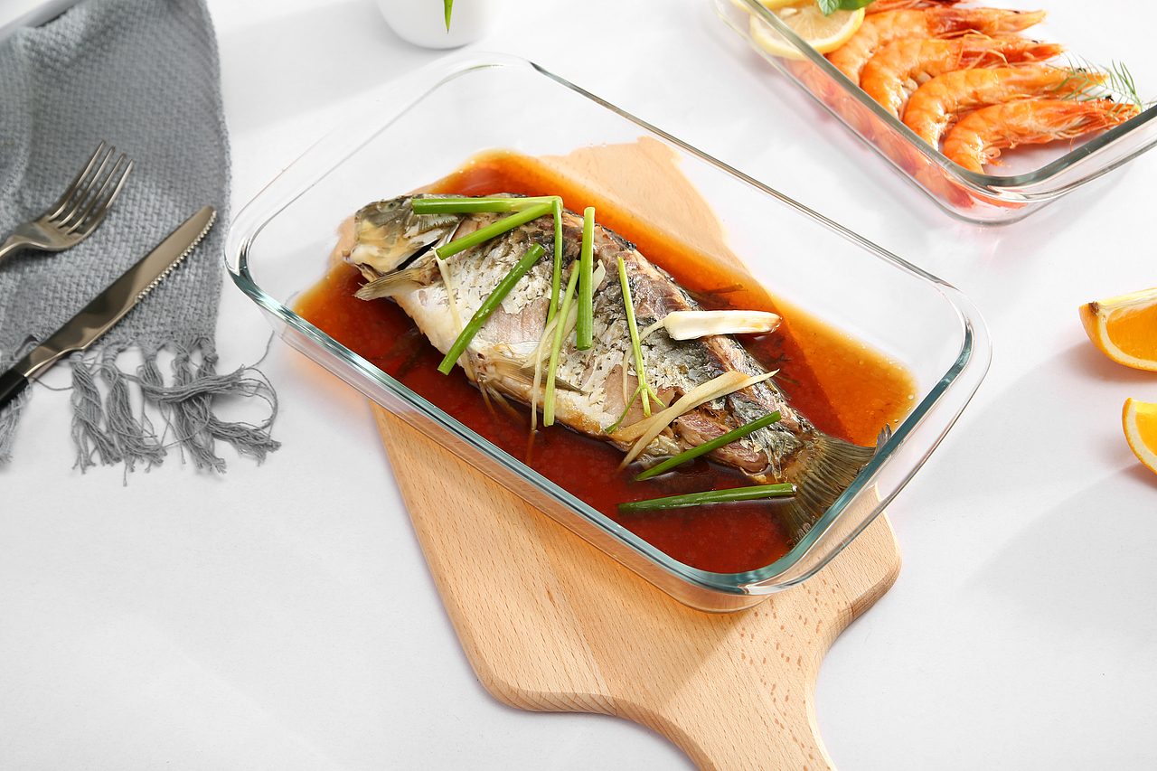 玻璃餐具 餐盘 美食拍摄（图ZOTUzMDAwMjQ=） - 产品摄影 - 站酷设计师和禾印象原创素材 - 站酷ZCOOL