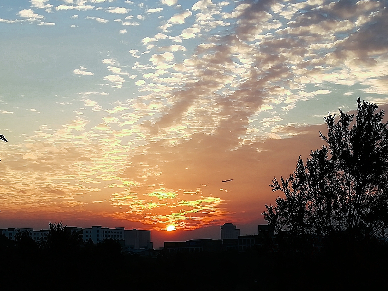 天空之境（二）——天空摄影手机摄影（图ZMTU5MDQ4MTY0） - 风光摄影 - 站酷设计师文二毛原创素材 - 站酷ZCOOL