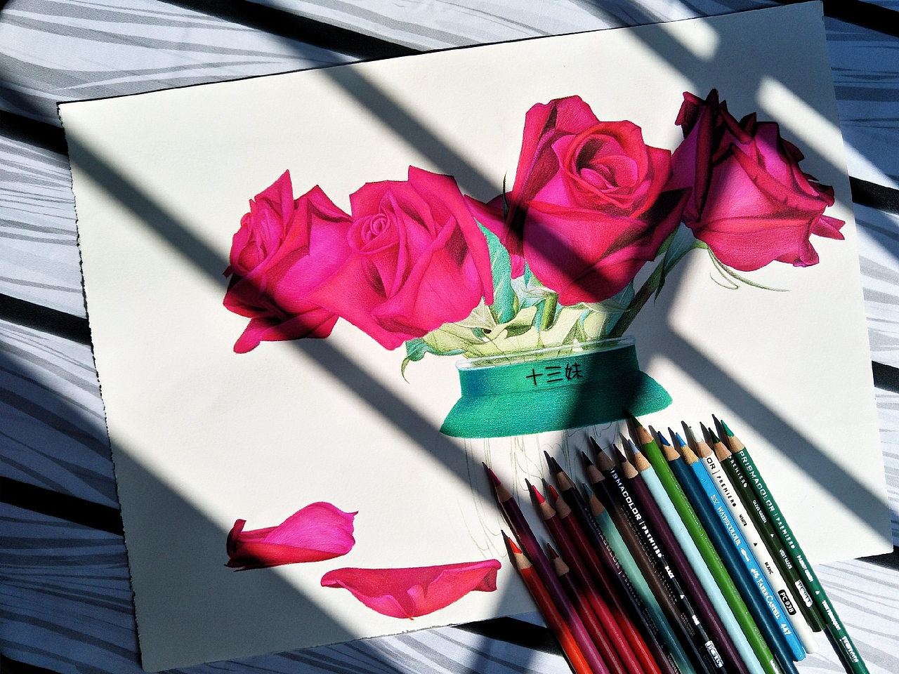 工具:三福霹雳马彩铅72色 8k获多福细纹水彩纸 马克笔版权深圳/插画师