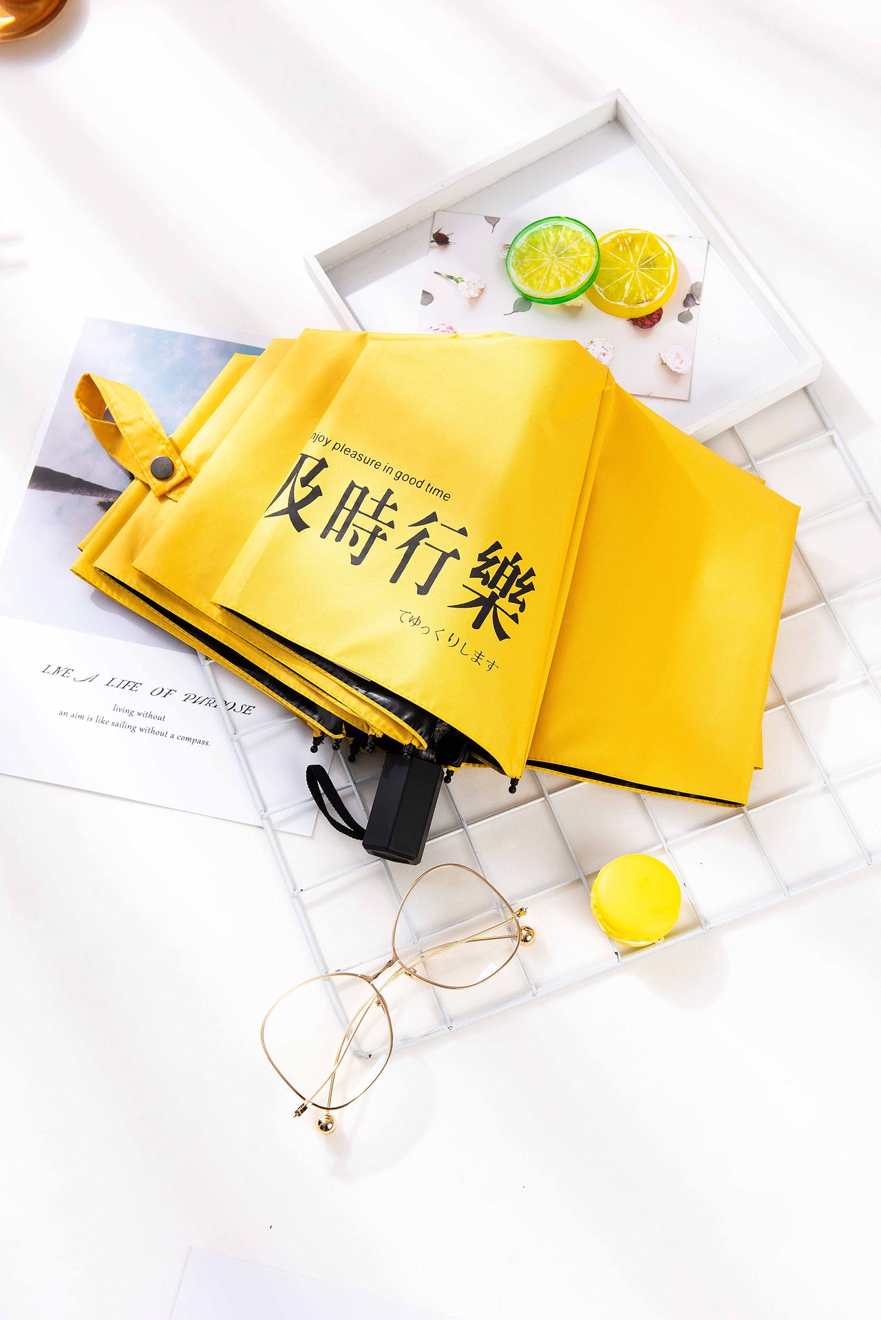 折叠防晒伞（图ZMTY4NTE1MTUy） - 产品摄影 - 站酷设计师我是鹿先生原创素材 - 站酷ZCOOL