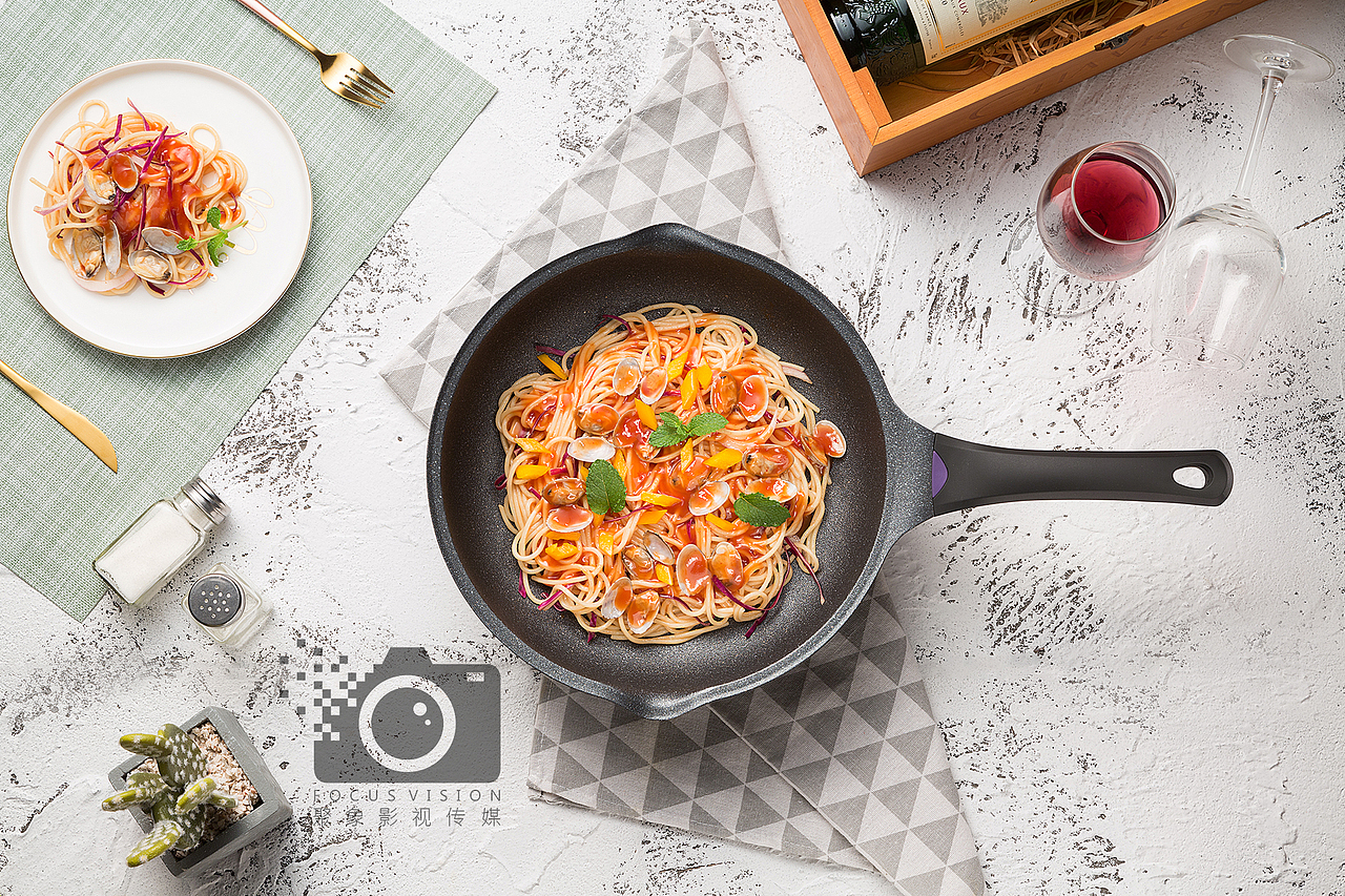 锅具拍摄（图ZMTI5NjE1NjQ0） - 产品摄影 - 站酷设计师聚象影视传媒1原创素材 - 站酷ZCOOL