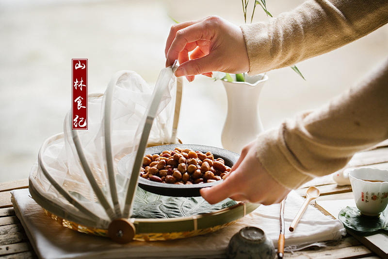 罩中之物拨金光，杯中之浆映日辉。（图ZMTUzMTQ4NzIw） - 产品摄影 - 站酷设计师山林纪原创素材 - 站酷ZCOOL