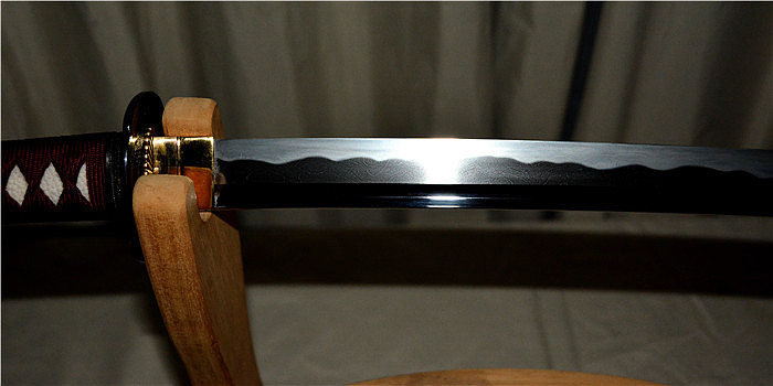 日本刀樱唐草侟玉钢真剑