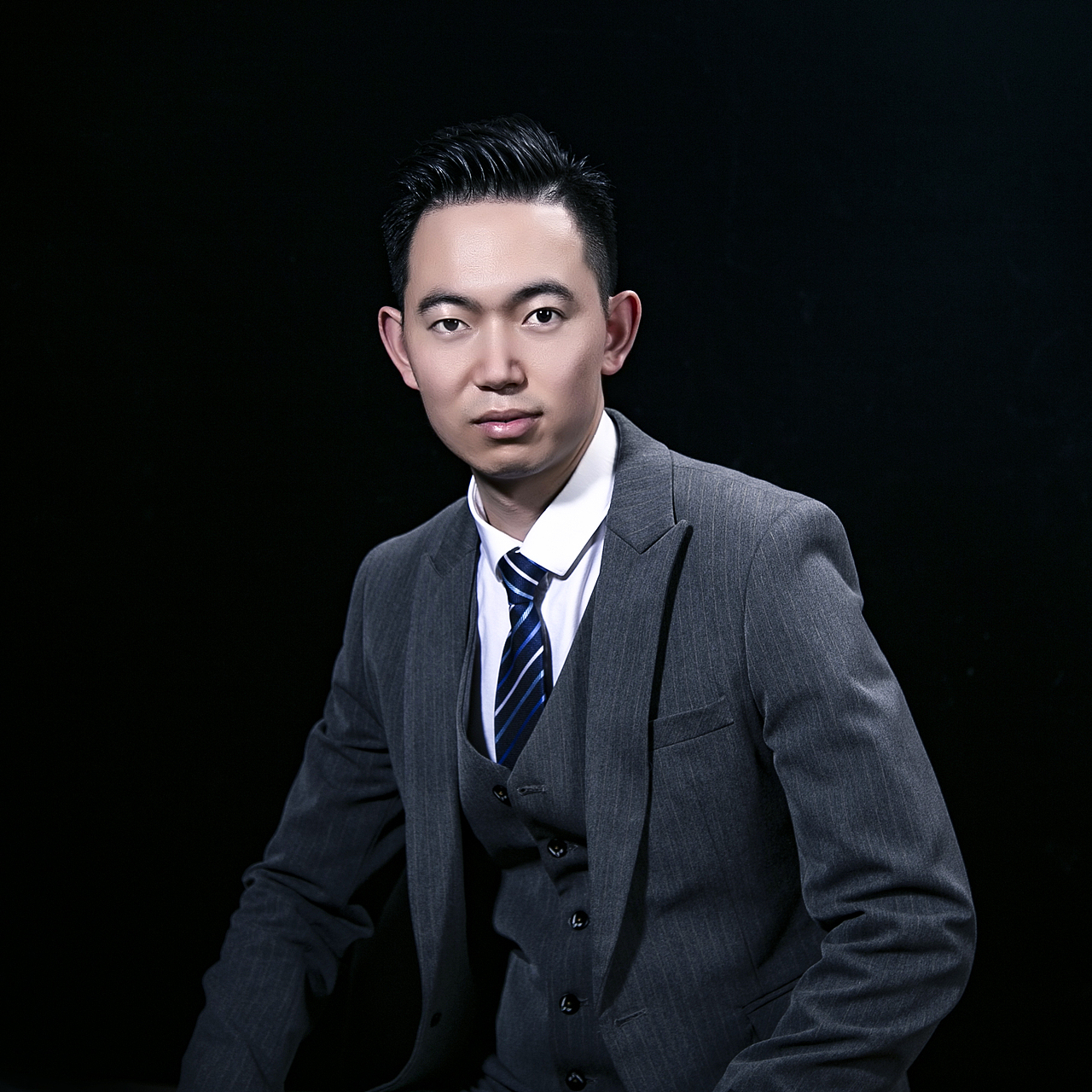 贵阳形象照拍照人像摄影人物写真（图ZMjE1NDc4ODU2） - 人像摄影 - 站酷设计师黔雲摄阿成原创素材 - 站酷ZCOOL