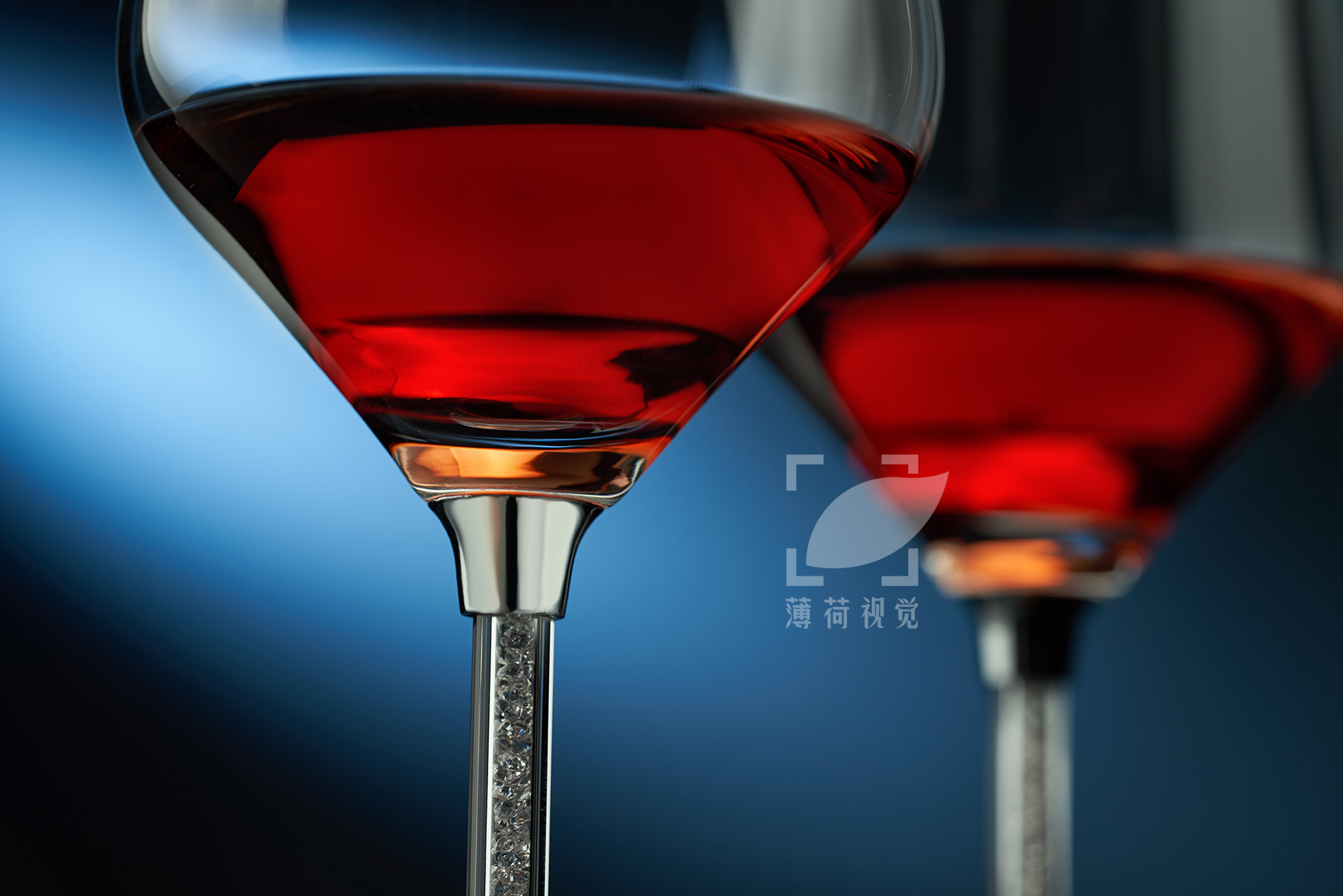薄荷视觉:红酒杯摄影案例
