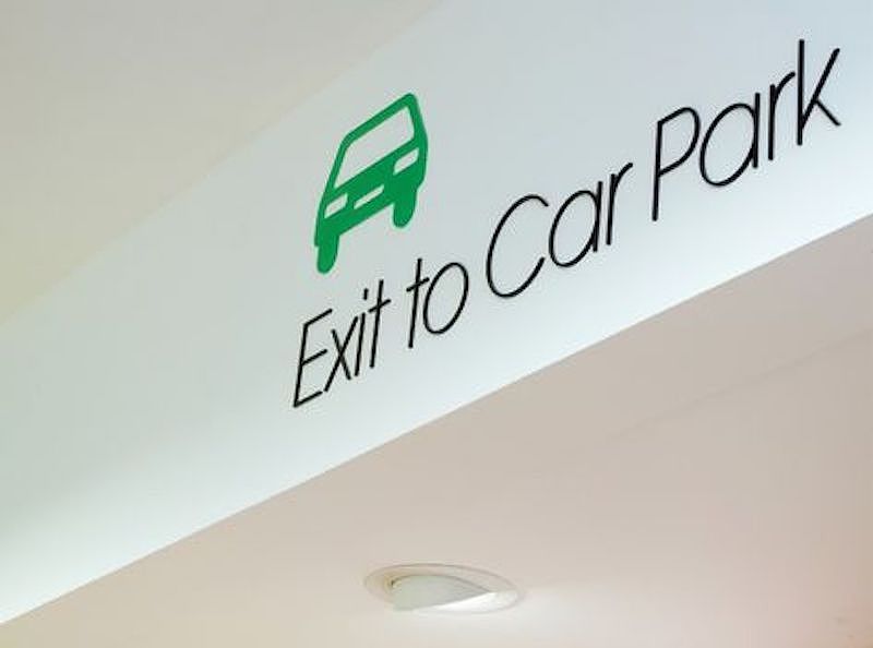 导视设计赏析-Selfridges商场（图ZMjAzMTk3MjAw） - 商业空间设计 - 站酷设计师小羊760原创素材 - 站酷ZCOOL